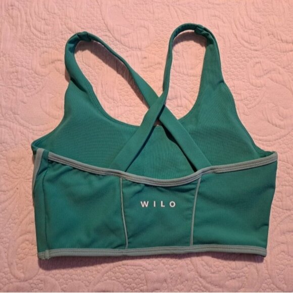 Wilo the Label women's size Medium  ribbed outline sports bra sea green NWOT - Picture 2 of 5